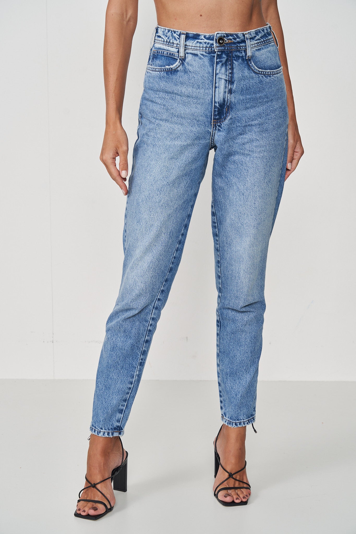 JEANS BRUNA