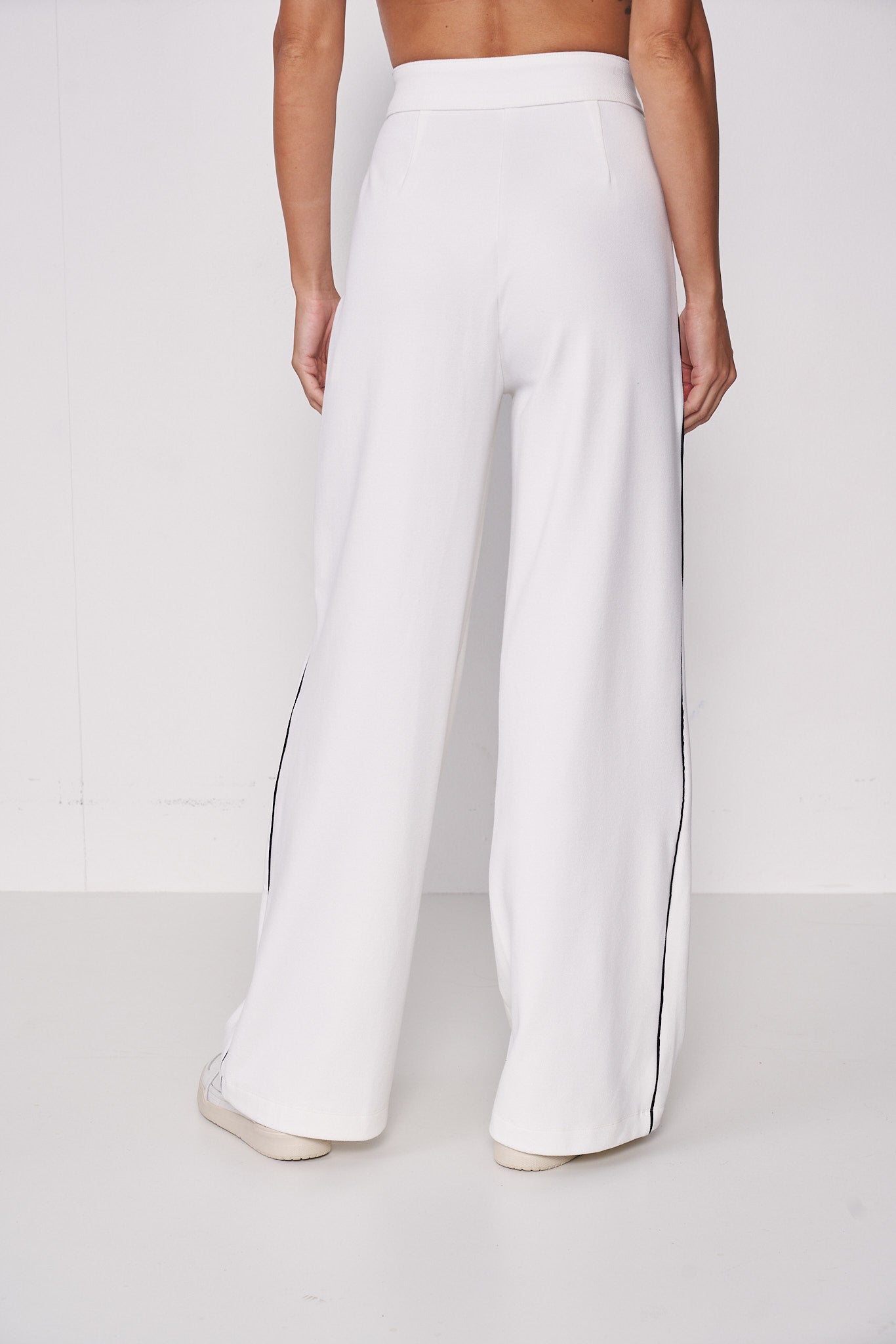 WHITE PANTS COLCCI SPORT